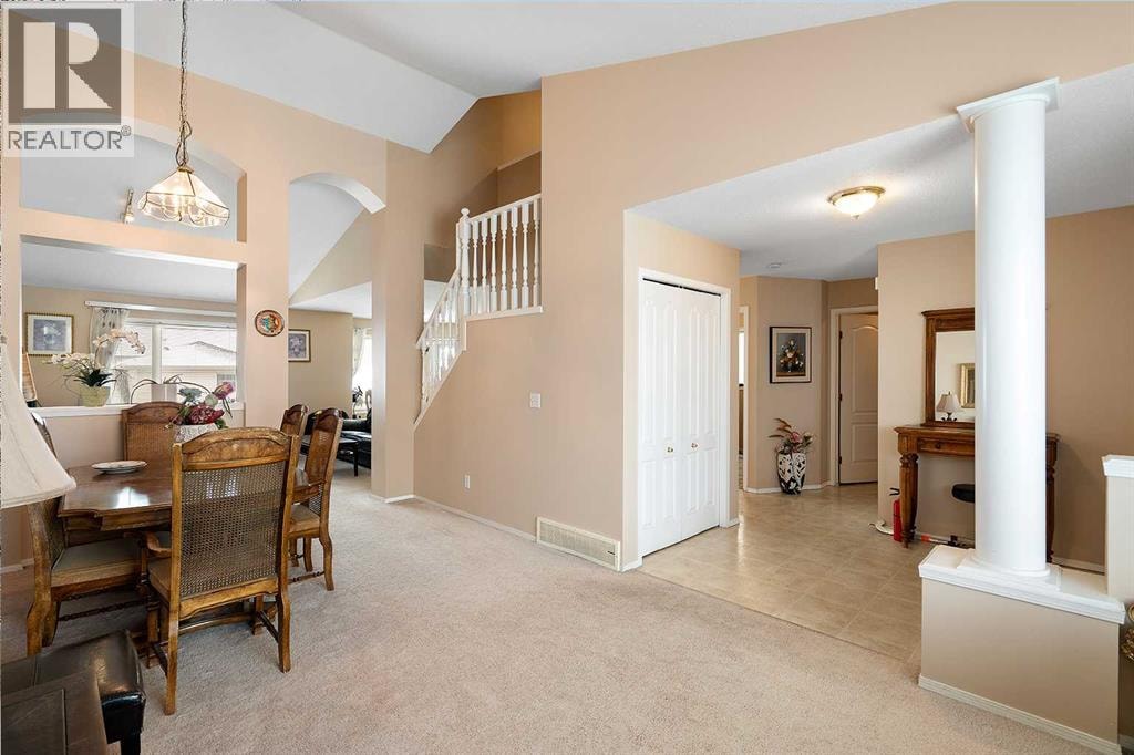 141 Arbour Stone Close NW — photo 8