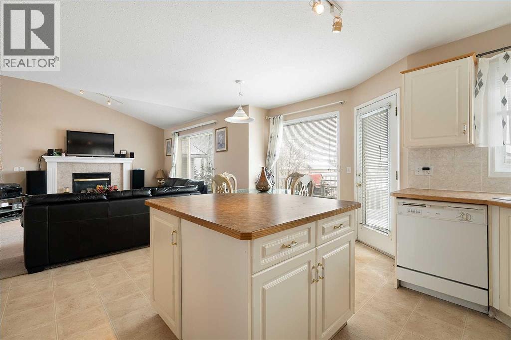 141 Arbour Stone Close NW — photo 17