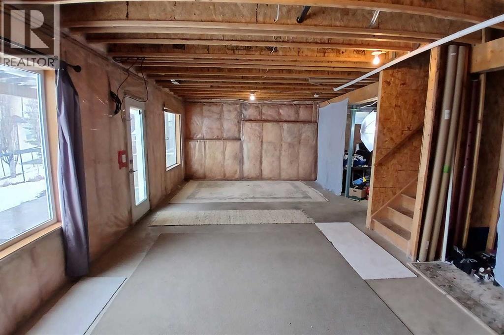 141 Arbour Stone Close NW — photo 33