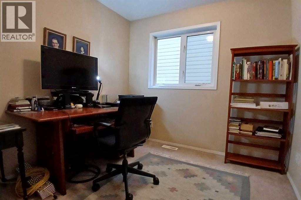 141 Arbour Stone Close NW — photo 19