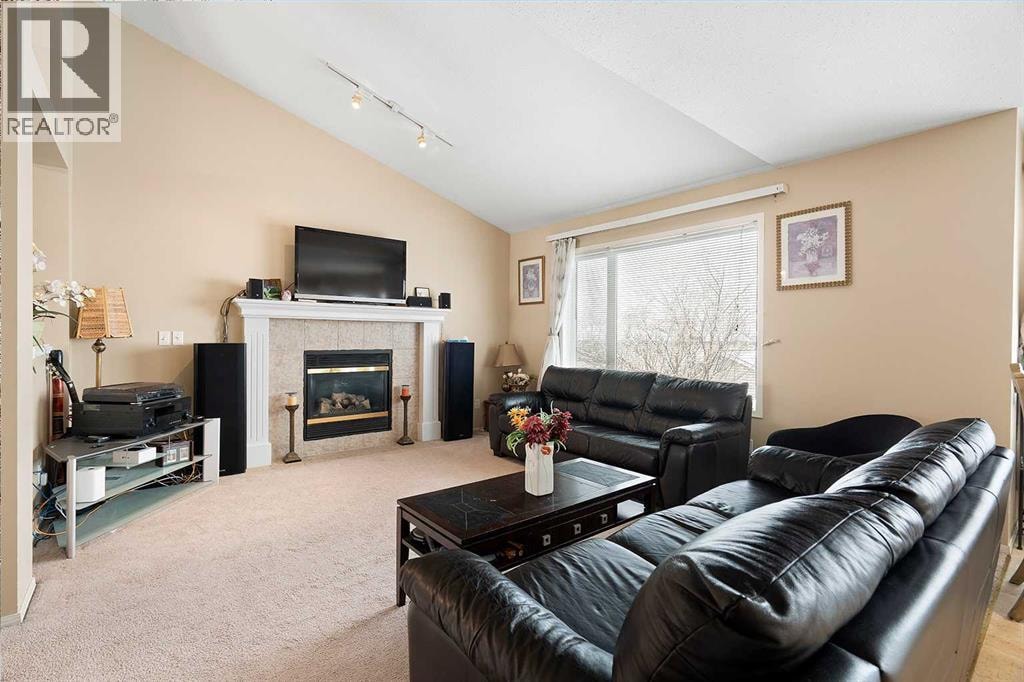 141 Arbour Stone Close NW — photo 10
