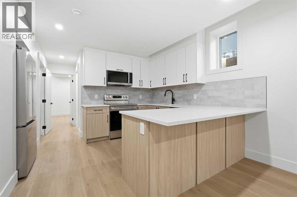 510 54 Avenue SW — photo 37