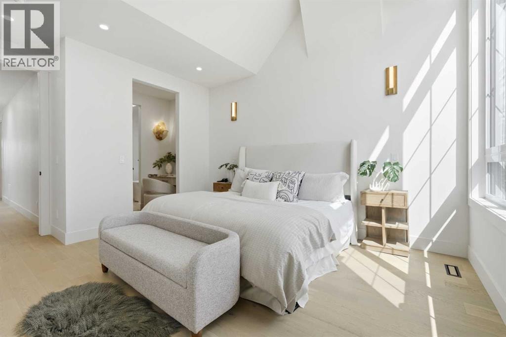 510 54 Avenue SW — photo 21