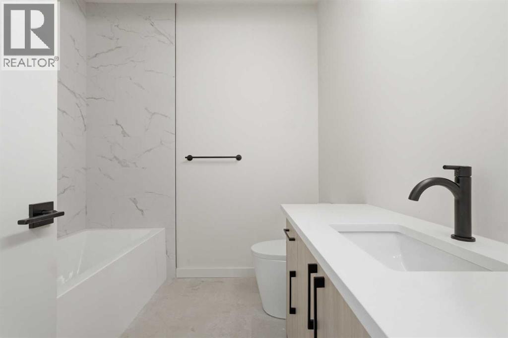 510 54 Avenue SW — photo 40