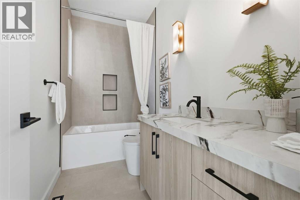 510 54 Avenue SW — photo 29