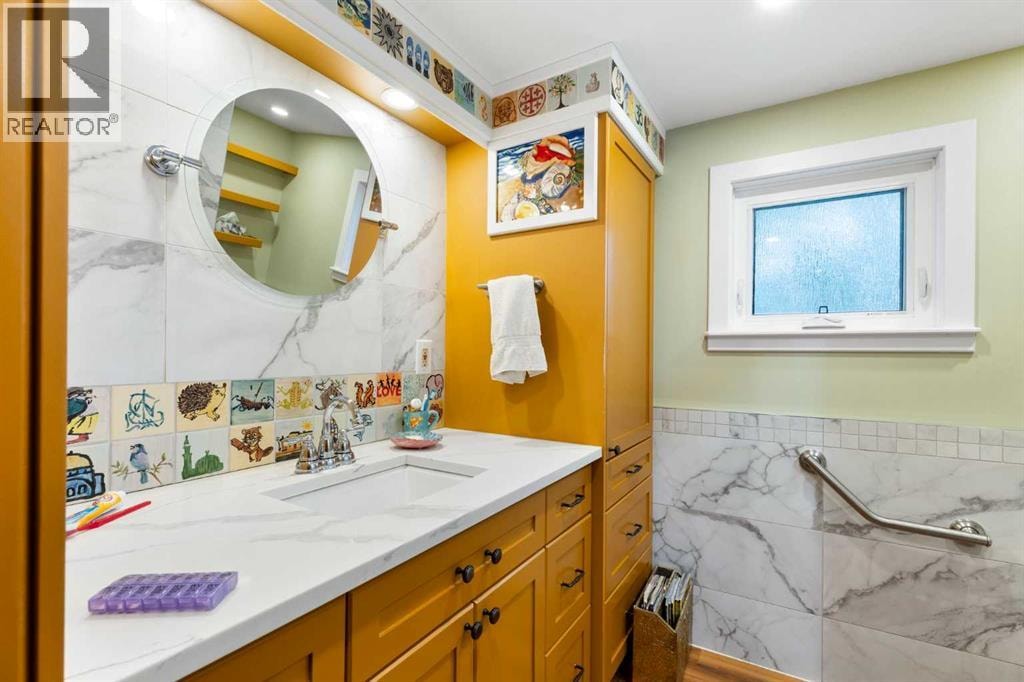508 10 Avenue NE — photo 15