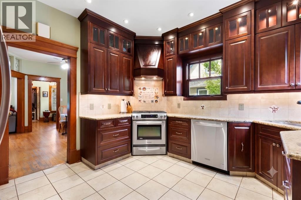 508 10 Avenue NE — photo 10