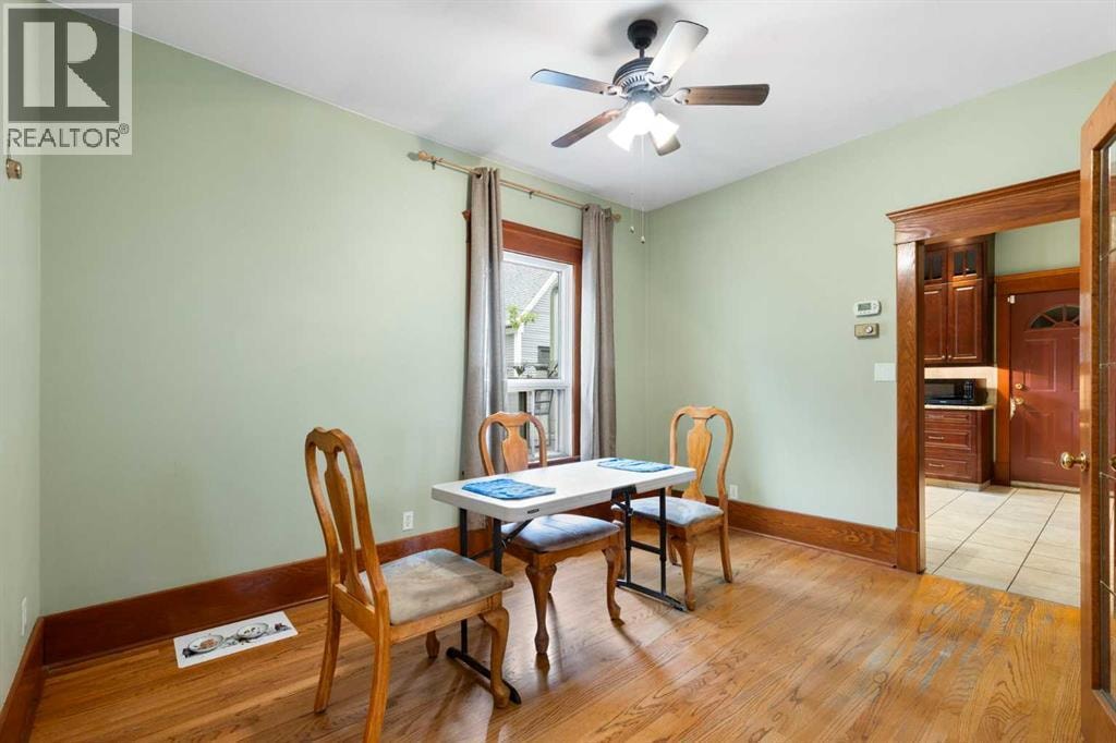 508 10 Avenue NE — photo 7