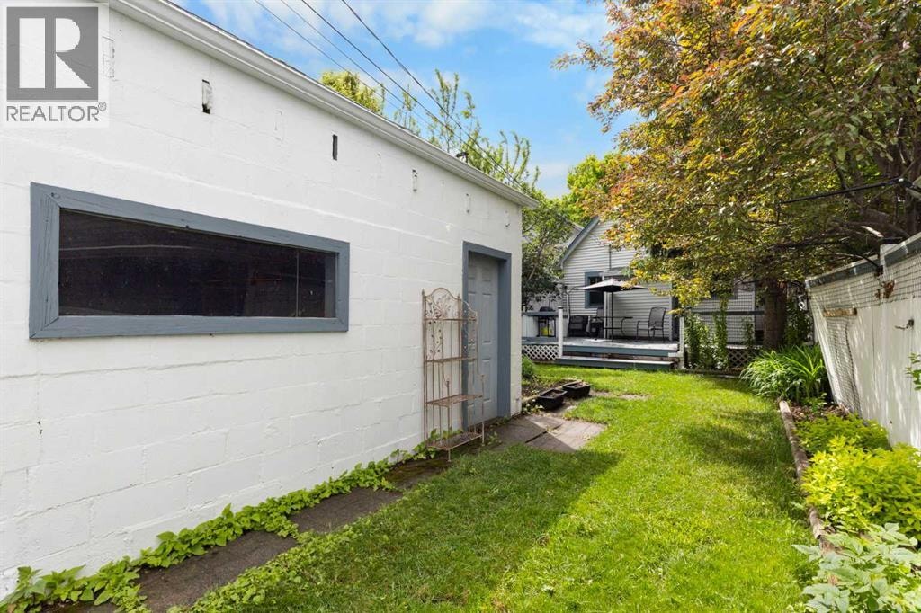 508 10 Avenue NE — photo 29