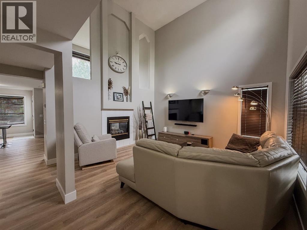 1749 Douglas Glen Grove SE — photo 3