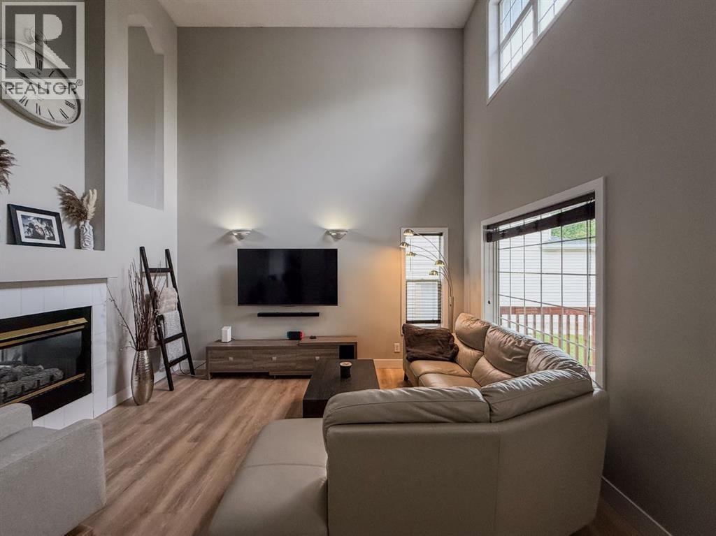 1749 Douglas Glen Grove SE — photo 4