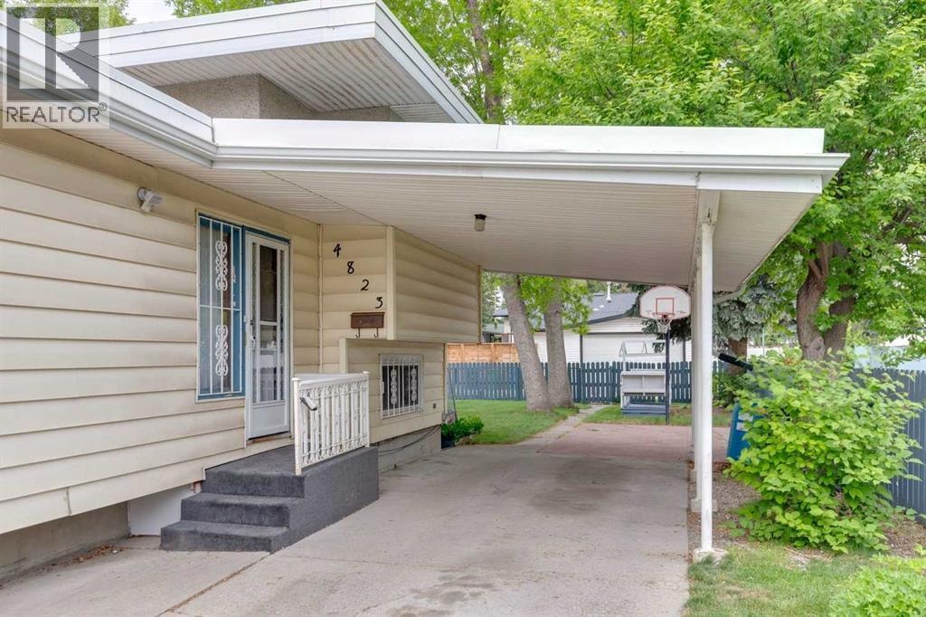 4823 Brisebois Drive NW — photo 36