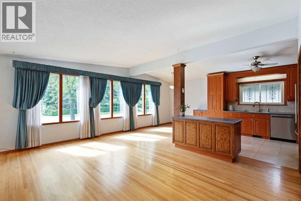 4823 Brisebois Drive NW — photo 12