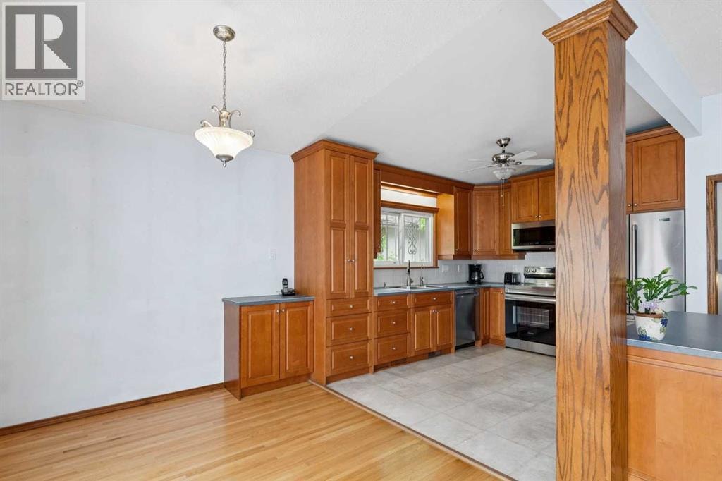 4823 Brisebois Drive NW — photo 7