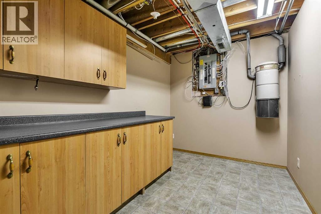 8 Edgepark Villas NW — photo 37