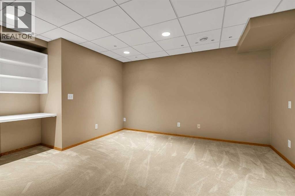 8 Edgepark Villas NW — photo 35