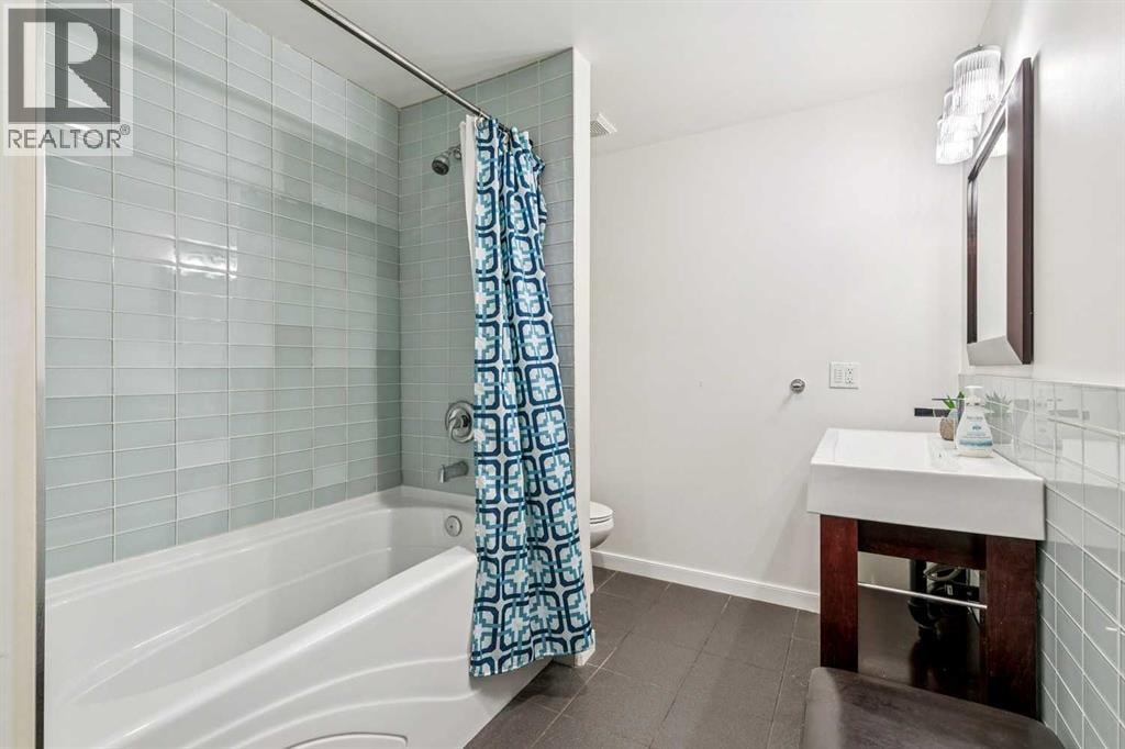55 Wentworth Manor SW — photo 39