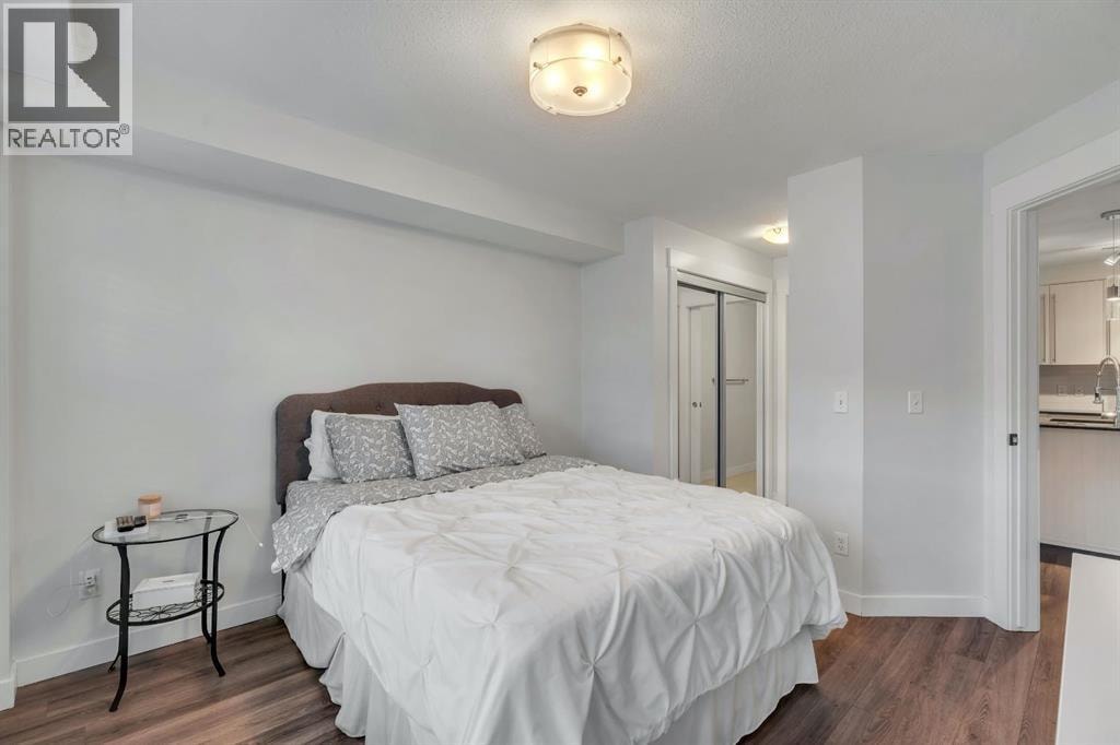 3104, 11 Mahogany Row SE — photo 15