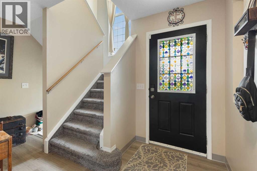 59 Saddlemont Road NE — photo 2