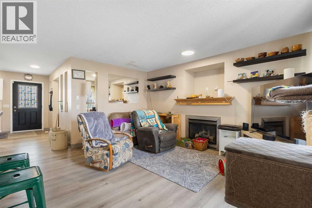 59 Saddlemont Road NE — photo 3