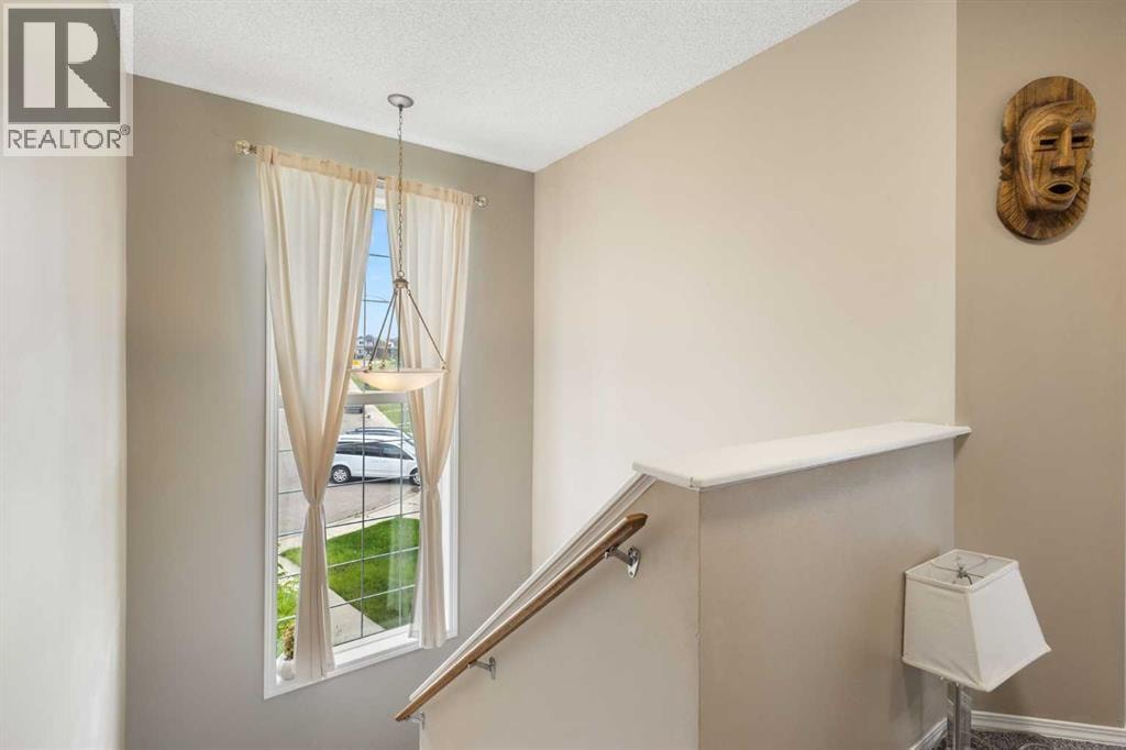 59 Saddlemont Road NE — photo 9