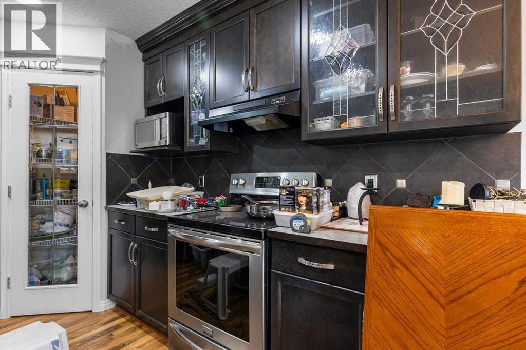 303 Bridlemeadows Common SW — photo 10