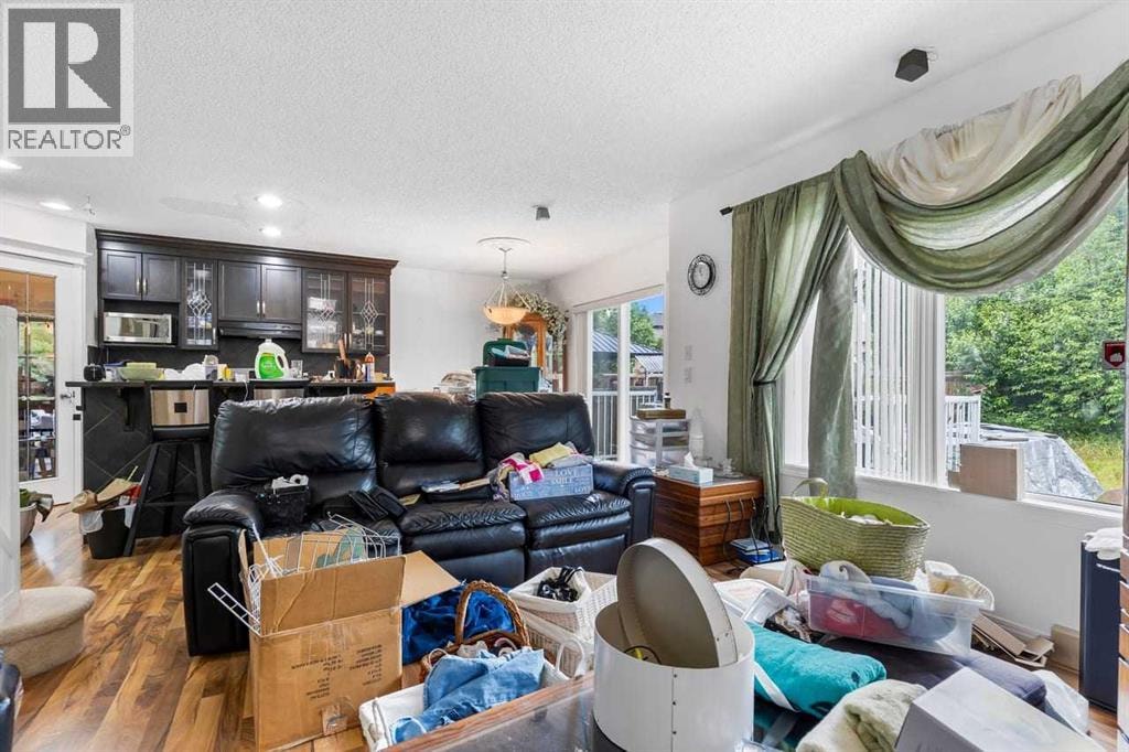 303 Bridlemeadows Common SW — photo 14