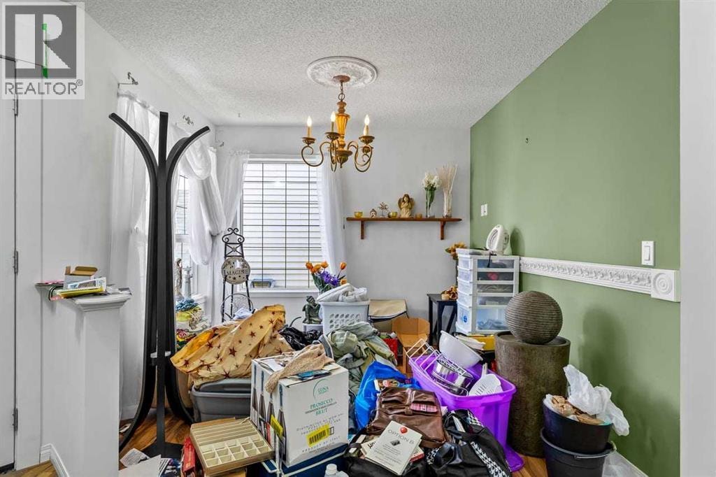 303 Bridlemeadows Common SW — photo 4