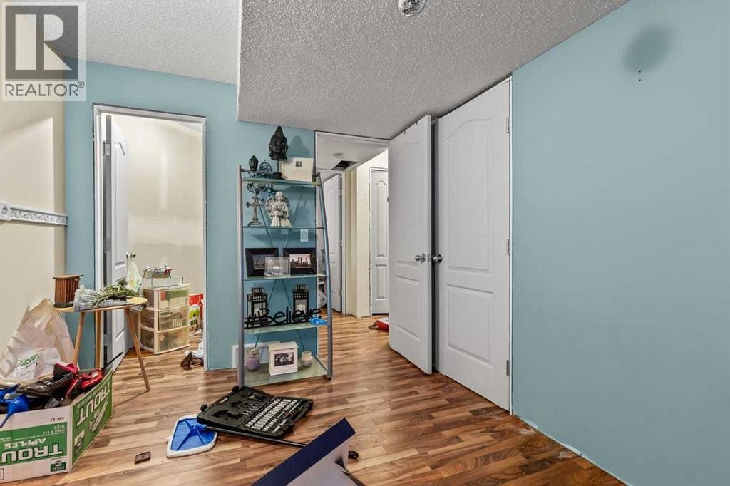 303 Bridlemeadows Common SW — photo 40