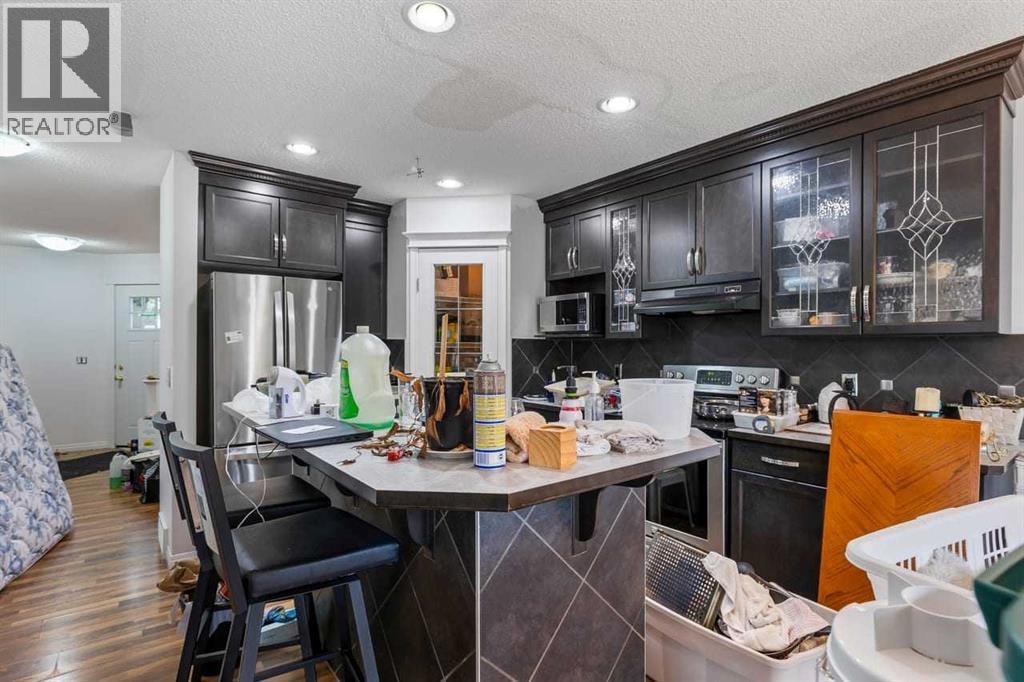 303 Bridlemeadows Common SW — photo 8