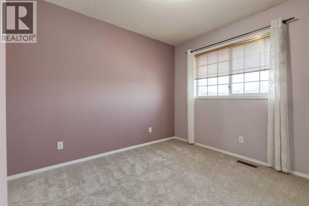 318 Hawkstone Manor NW — photo 23