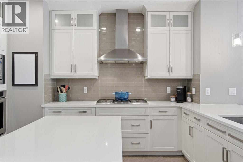2827B 40 Street SW — photo 4