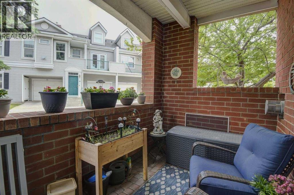 114, 78 Prestwick Gardens SE — photo 28