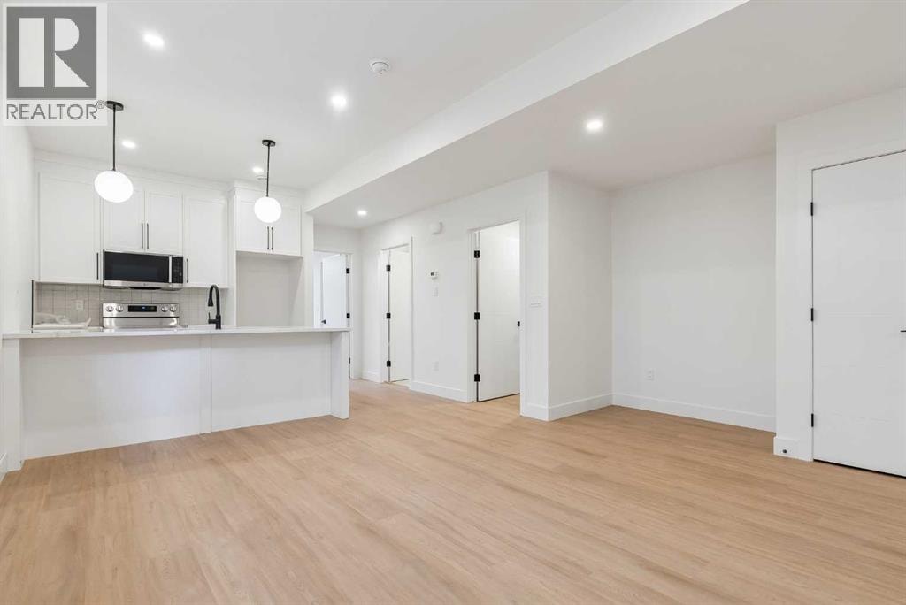 1025 32 Avenue NW — photo 41