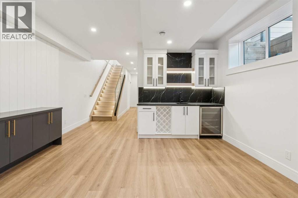 4216 16 Street SW — photo 37