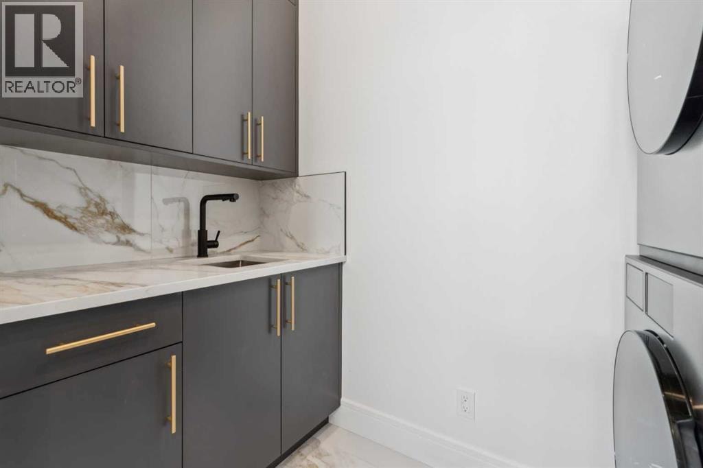 4216 16 Street SW — photo 33