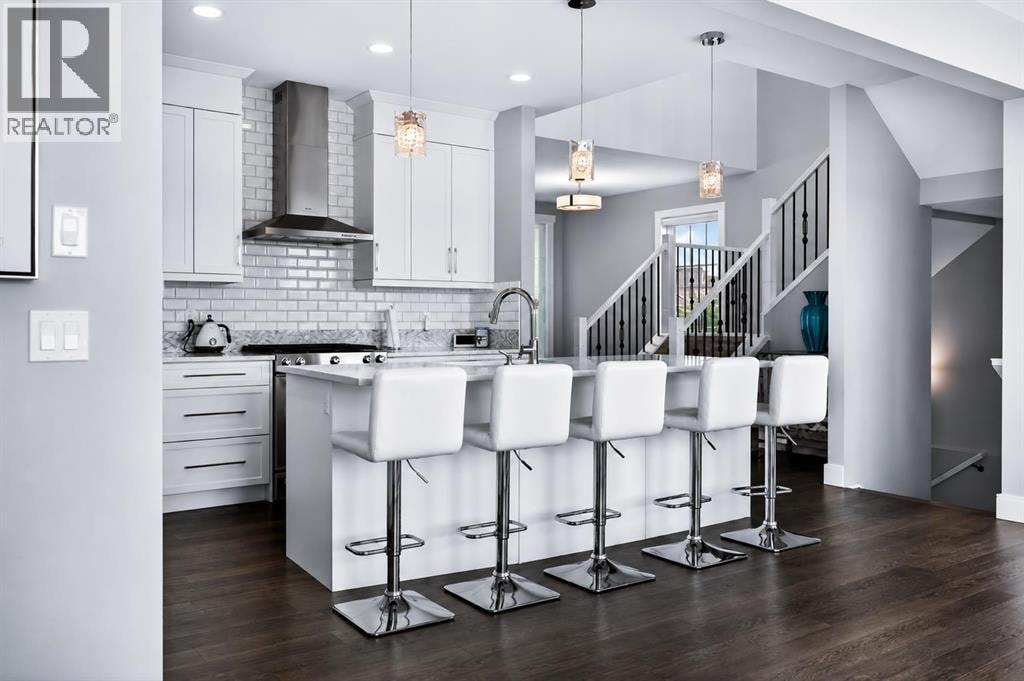 219 Legacy Mount SE — photo 4