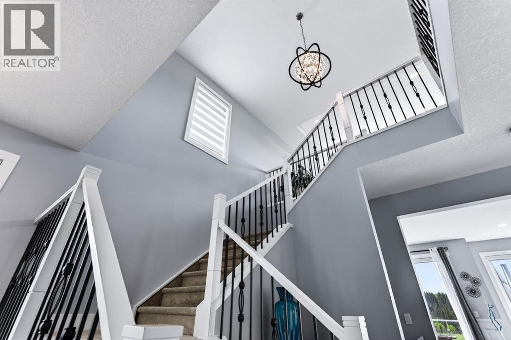 219 Legacy Mount SE — photo 17