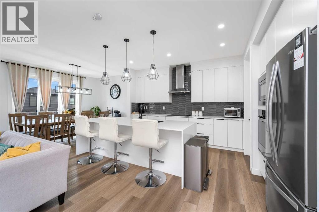 346 Edith Road NW — photo 3