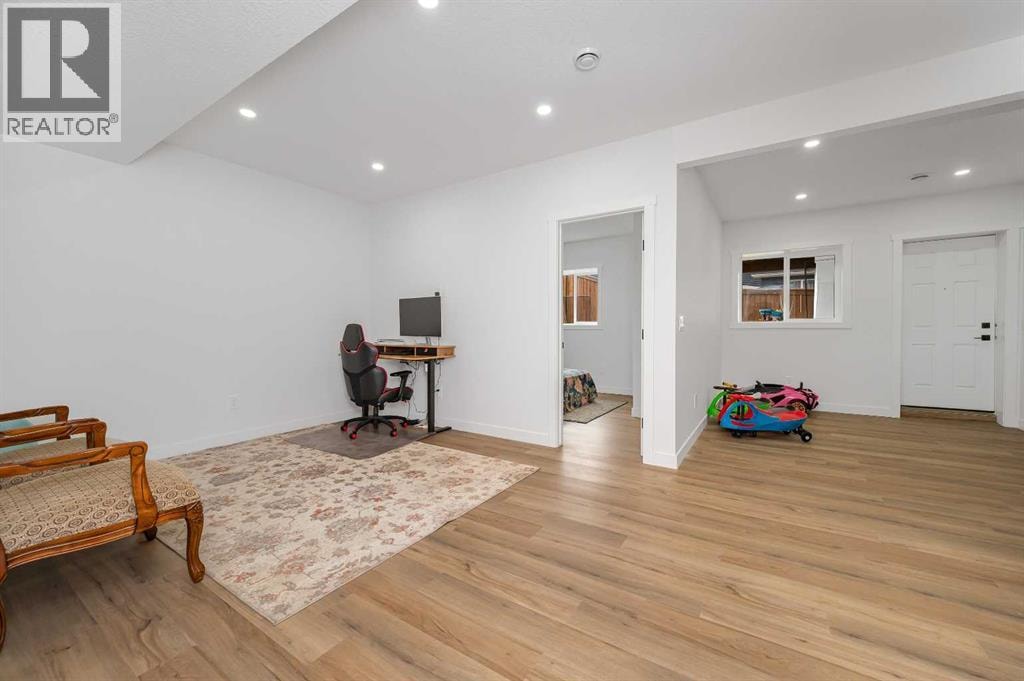 346 Edith Road NW — photo 38