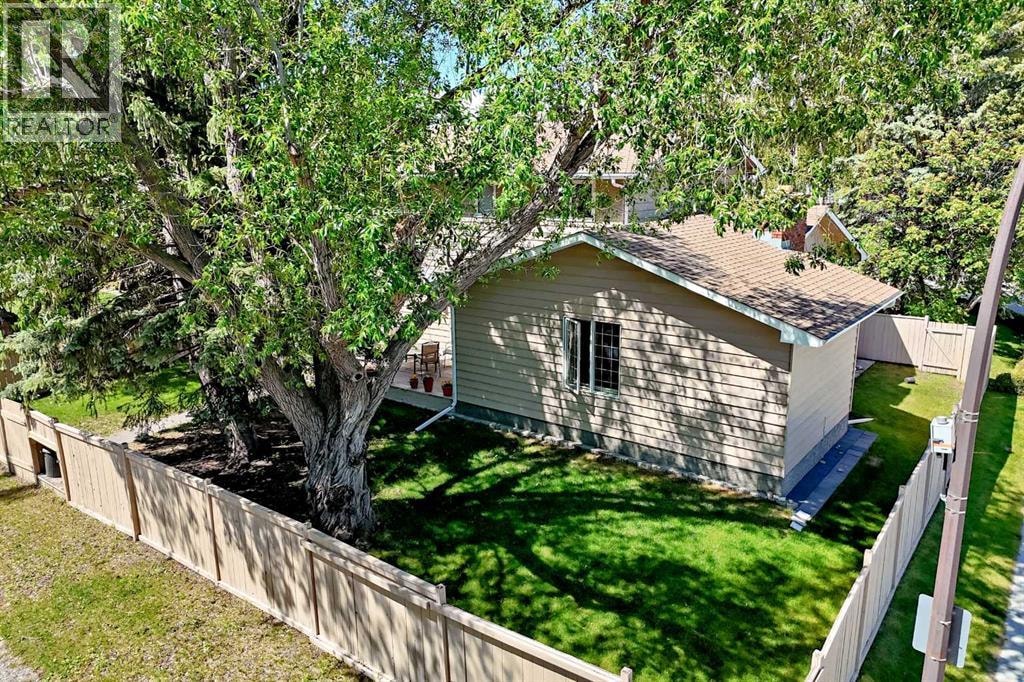 316 Parkland Way SE — photo 2