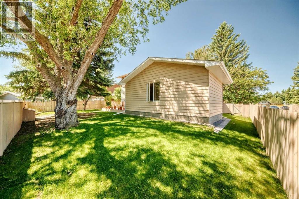 316 Parkland Way SE — photo 40