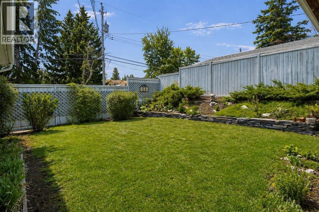 3816 Brighton Drive NW — photo 3