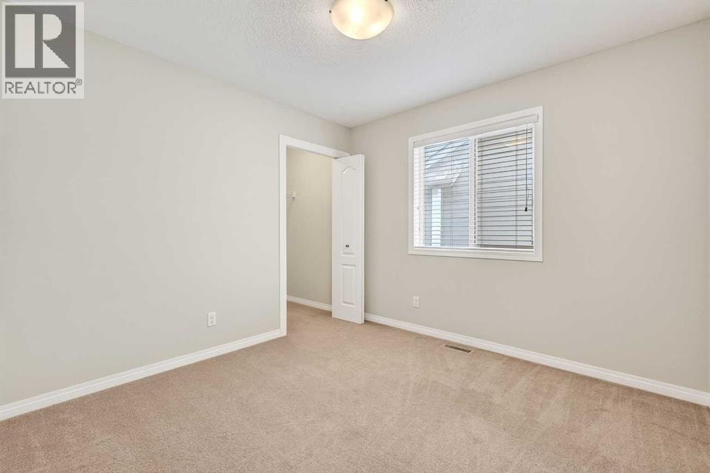 38 Silverado Skies Crescent — photo 33