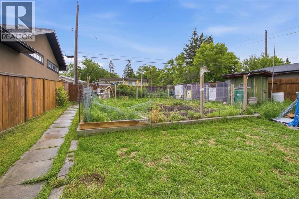 2026 27 Street SE — photo 31