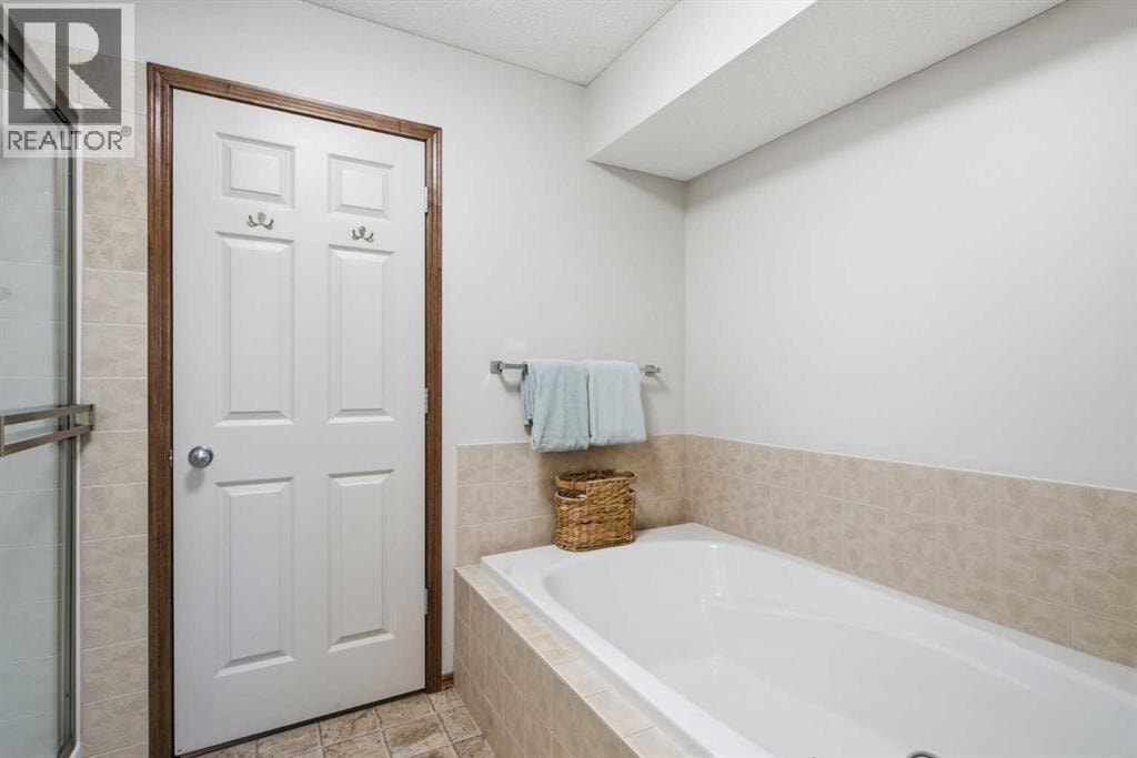 38 Tuscany Summit Green NW — photo 28