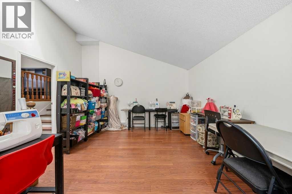 112 Cedargrove Way SW — photo 5