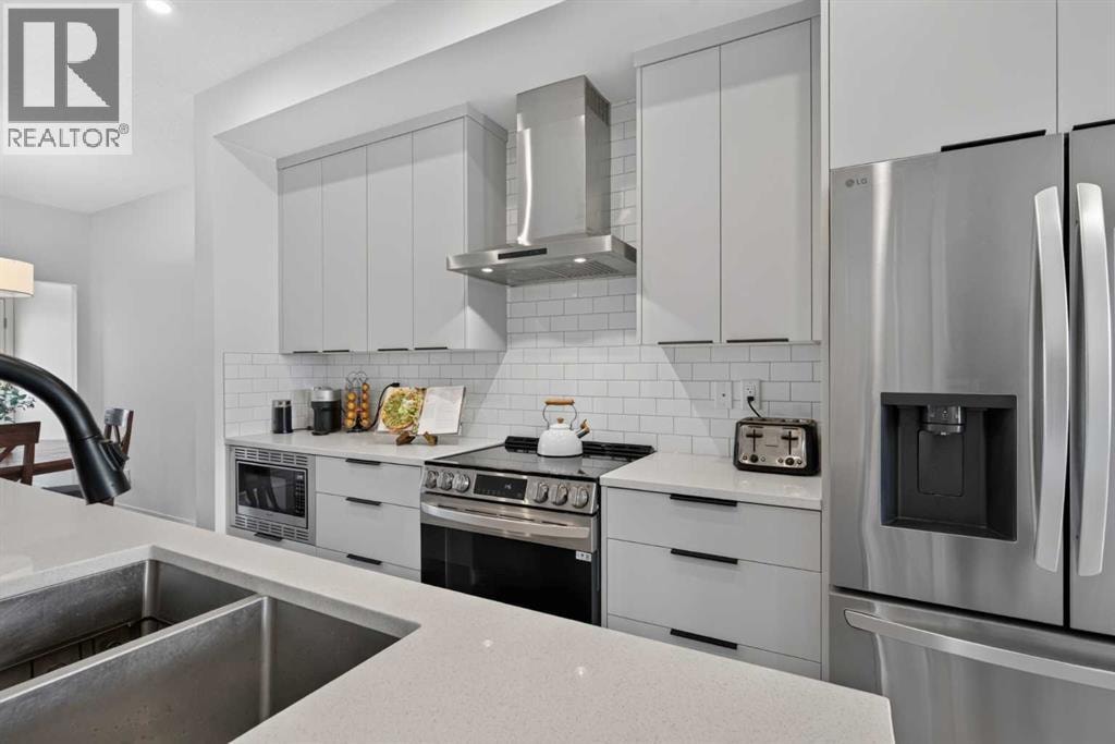 257 Edith Green NW — photo 10