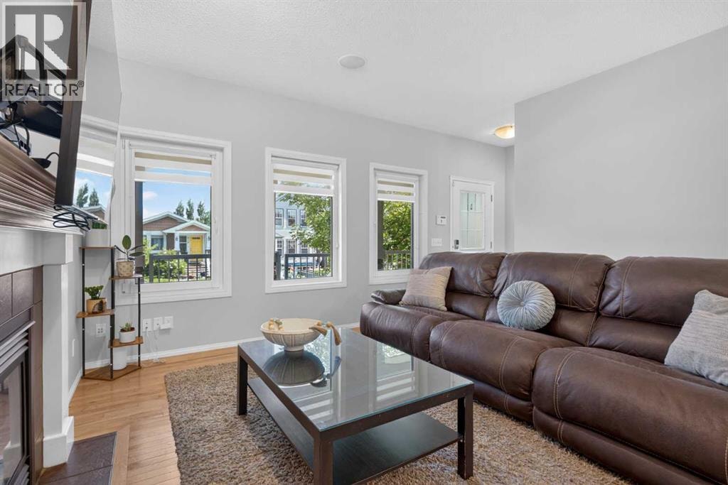 418 Evansdale Way NW — photo 3