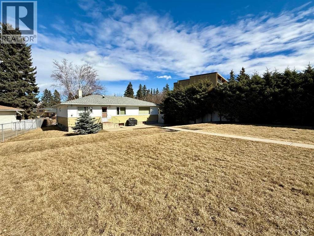 151 Fielding Drive SE — photo 2